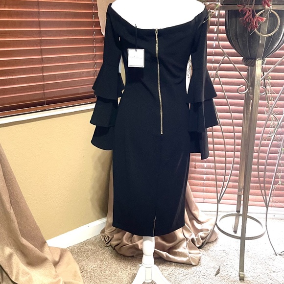 Women's Dress size 6 stretchy - NEW ITEM - Picture 4 of 7